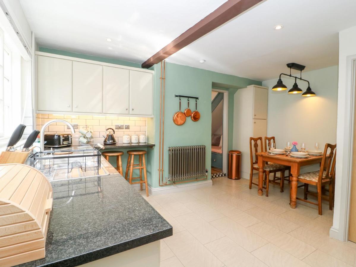Kemps Yard Retreat 瑟斯克 外观 照片